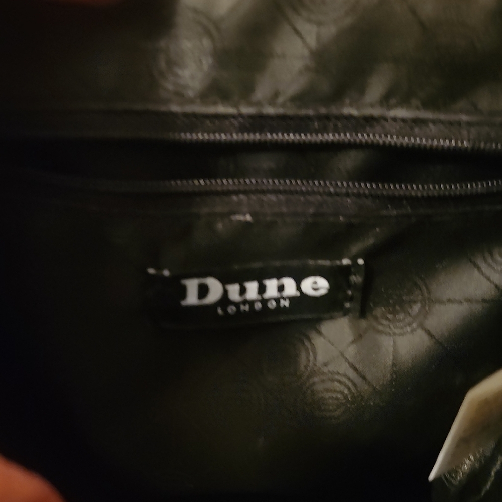 Tan And Cream Satchel With Textured Flap - image 2